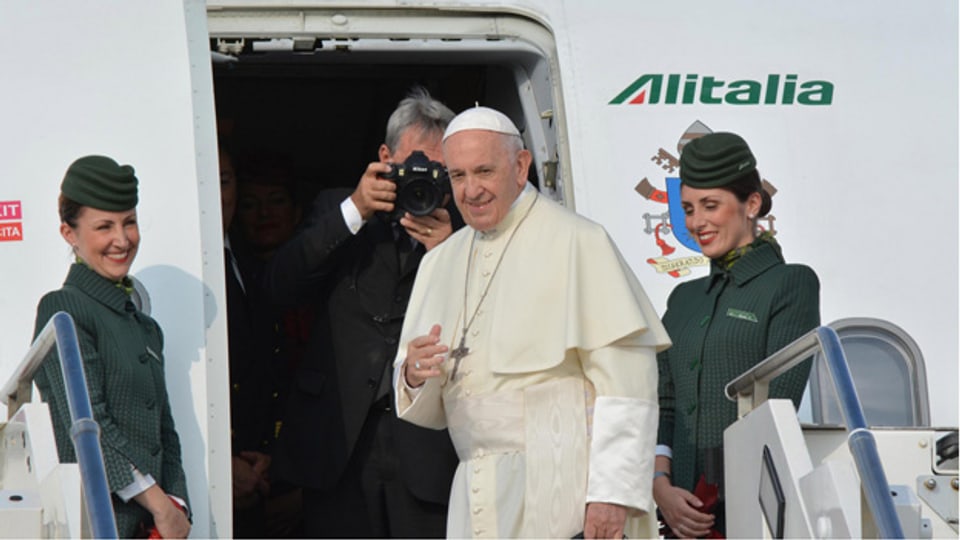 Papst Franziskus in Genf eingetroffen.