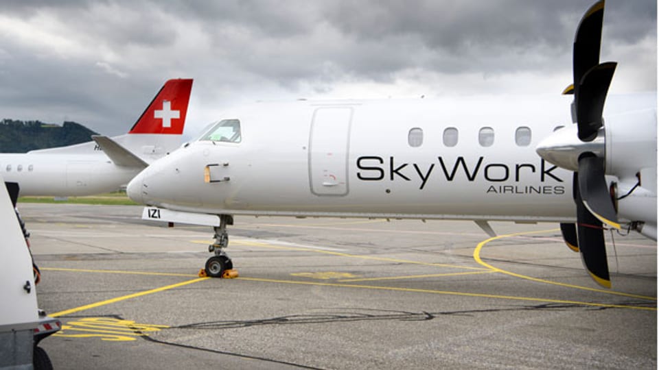Eine Maschine der gegroundeten SkyWork Airline am Flughafen Bern-Belp am 30. August 2018.