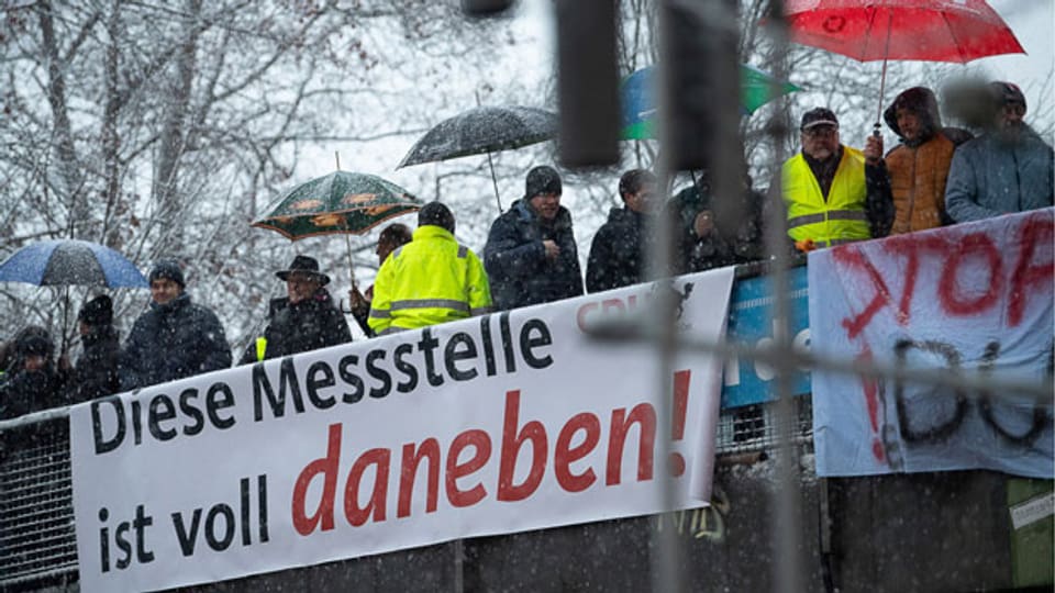 Gelbwesten protestieren in Deutschland.