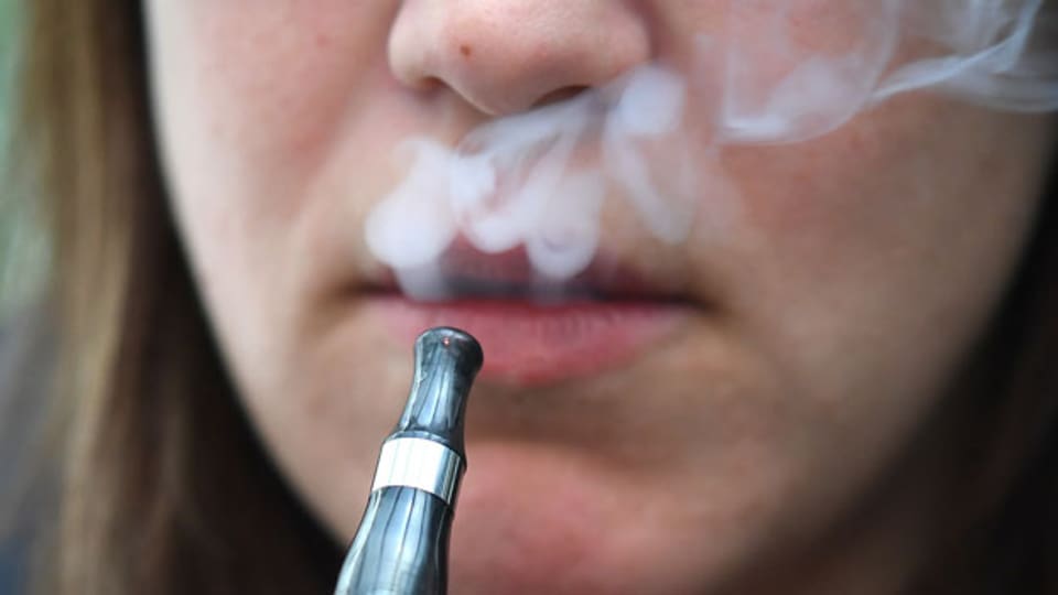 E-Zigaretten: die neue Gefahr für Jugendliche