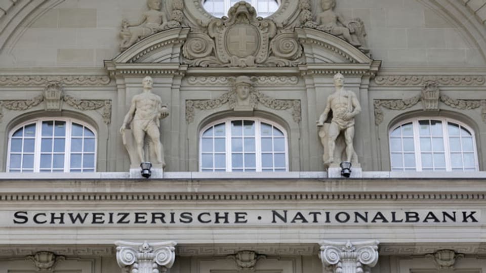 Die Fassade der Schweizerischen Nationalbank in Bern.