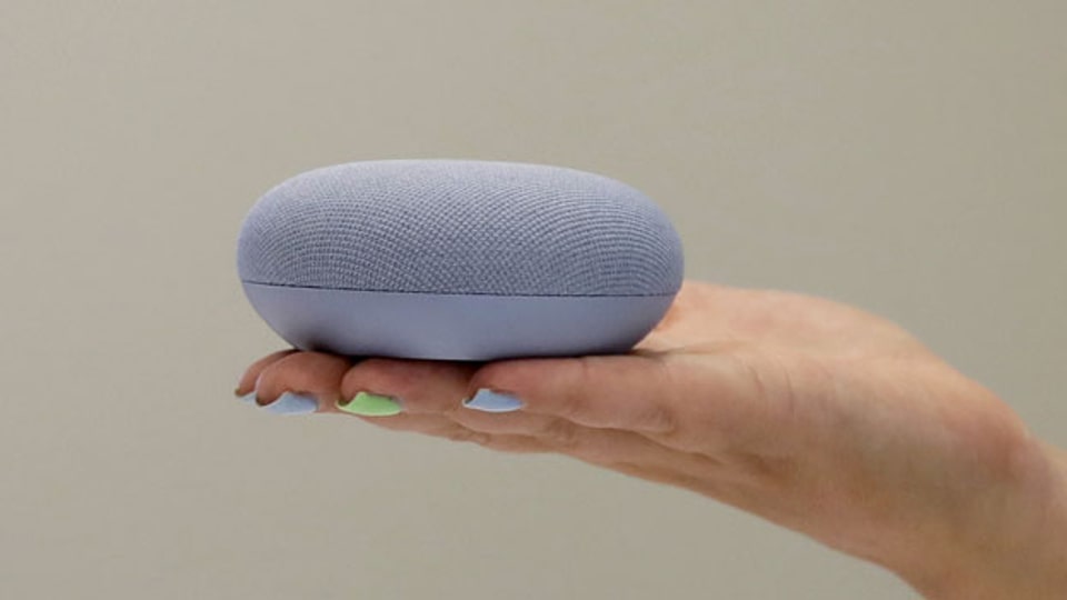 Smart Speaker Nest Mini von Google.