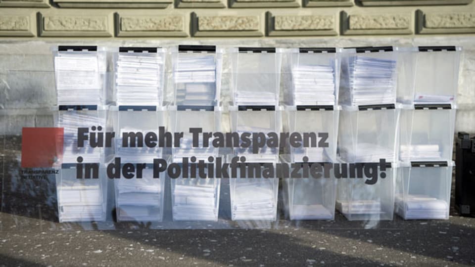 Einreichung der Transparenz-Initiative am 10. Oktober 2017 in Bern.