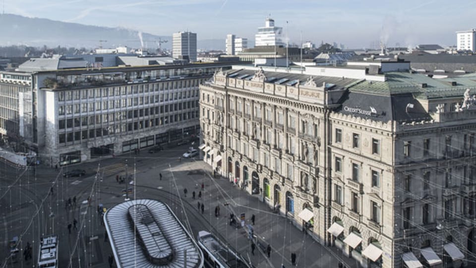 Blick auf den Zürcher Paradeplatz, auf welchem die beiden Grossbanken UBS und CS ihren Sitz haben.