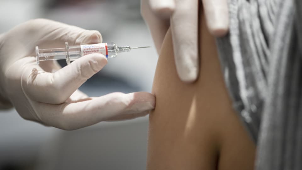 Grippe-Impfung: Fachleute werben für eine Impfung, um gefährliche «Doppelinfektionen» zu verhindern.