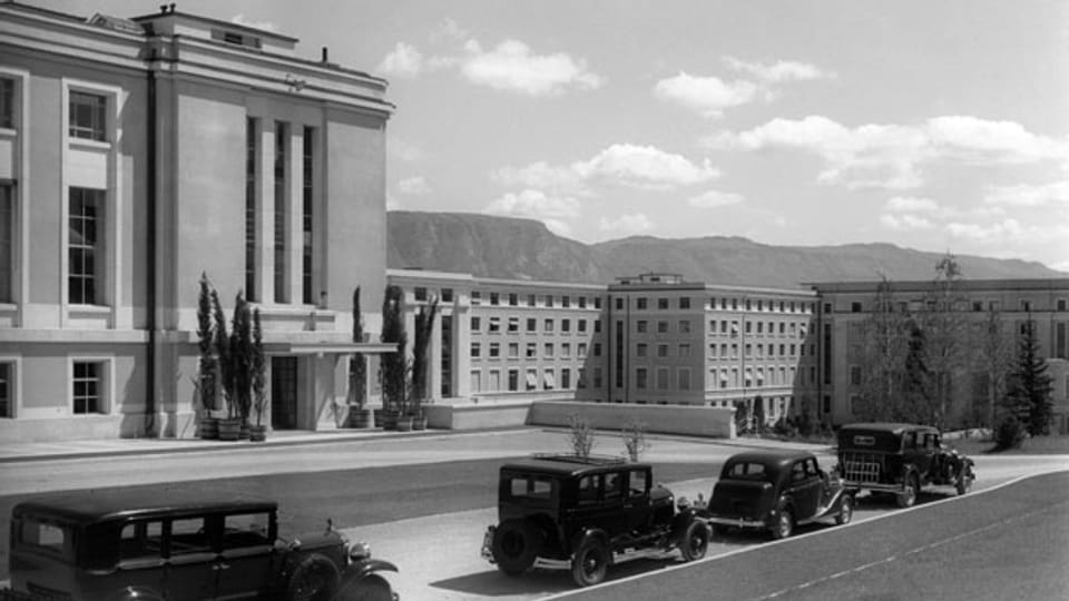 Blick auf das Völkerbundgebäude im Jahre 1938, der heutige Hauptsitz der UNO in Genf.