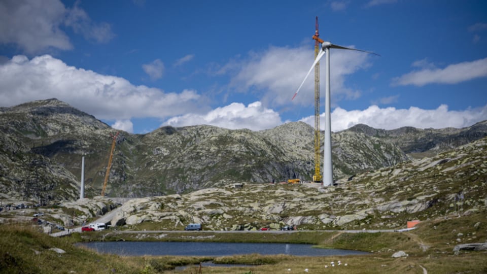 Auf dem Gotthardpass ist der erste Windpark des Tessins eröffnet worden