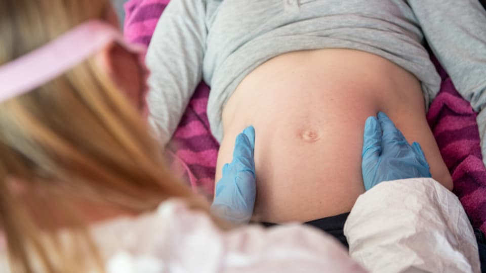 Der Bund will Schwangeren mit Vorerkrankungen eine Corona-Impfung ermöglichen.