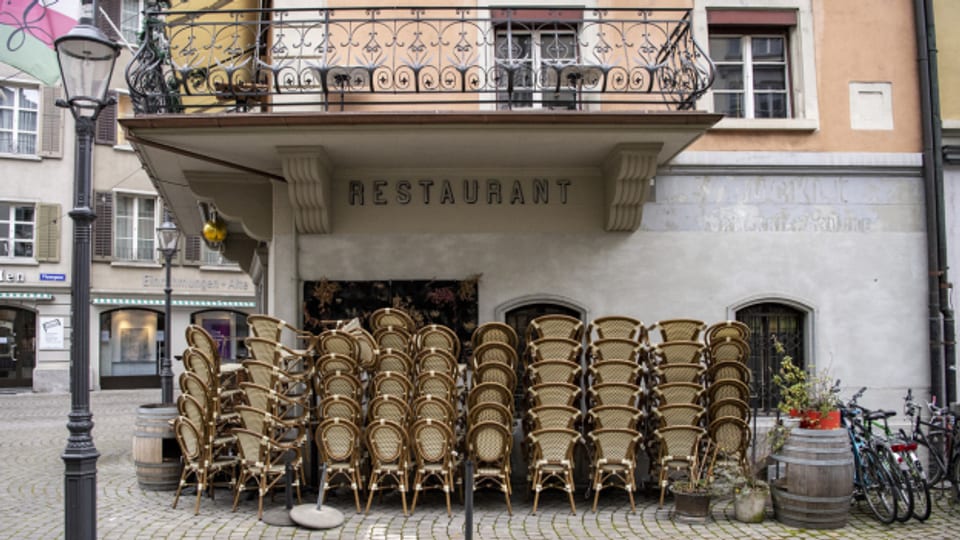 Wann die Restaurants in der Schweiz wieder öffnen dürfen, bleibt weiterhin unklar.