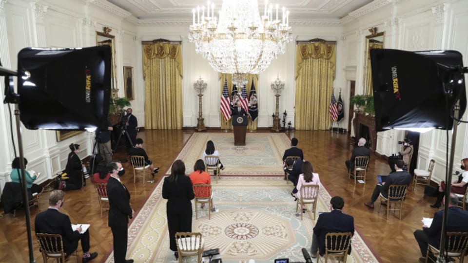 Joe Biden bei der "first formal press conference" im weissen Haus.