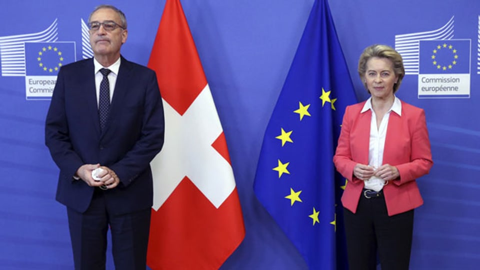 Bundespräsident Guy Parmelin zusammen mit EU-Kommissionspräsidentin Ursula von der Leyen.