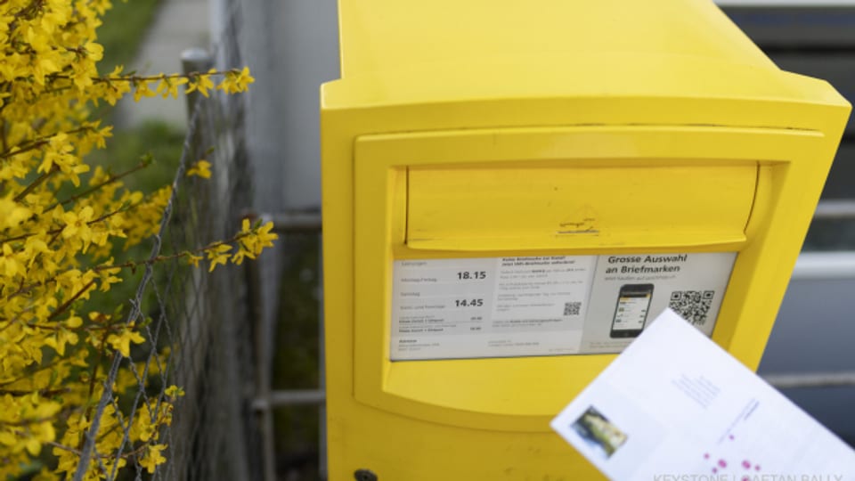 Die Post erhöht erstmals seit 18 Jahren die Preise für die Briefpost- das kommt nicht überall gut an.