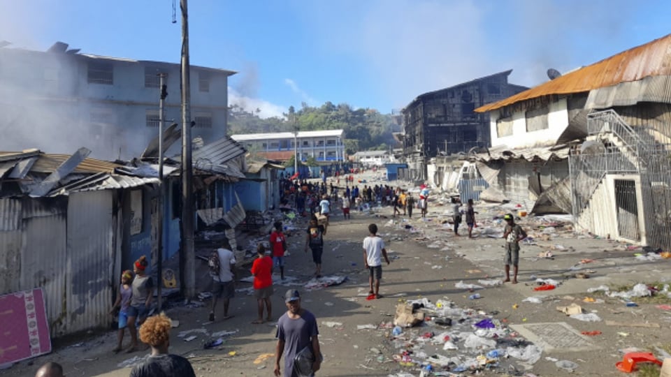 Salomonen: Politische Unruhen im Südsee-Paradies.