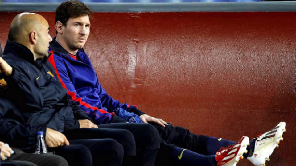 Lionel Messi (rechts) zieht mit Barcelona ins Champions League-Halbfinale ein.