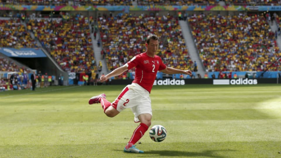 Stephan Lichtsteiner in Aktion während dem WM-Gruppenspiel gegen Ecuador.