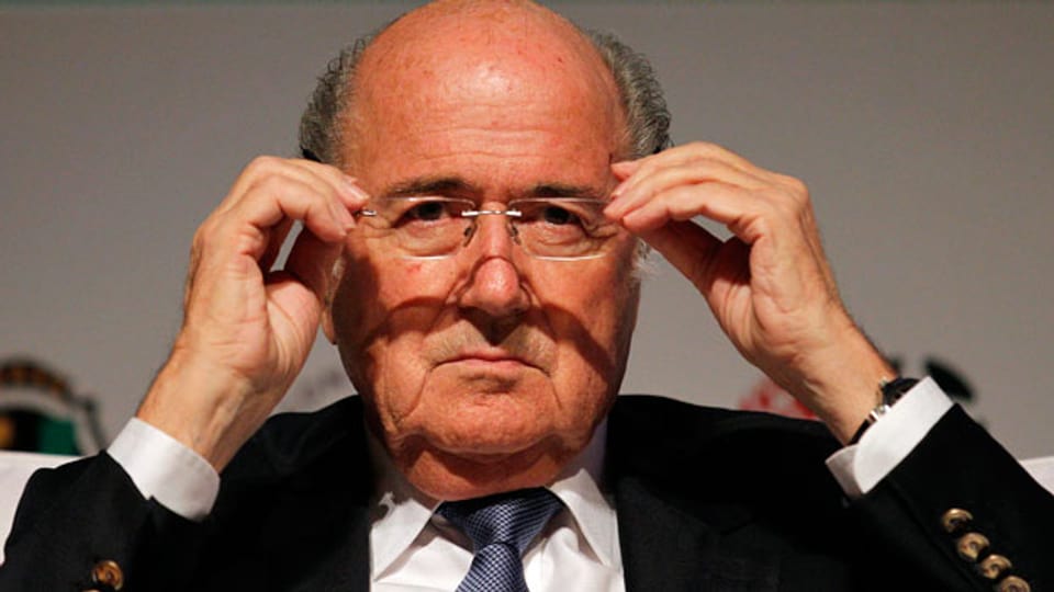 Was bedeutet die sofortige Suspendierung von Sepp Blatter für den Weltfussbalverband FIFA?