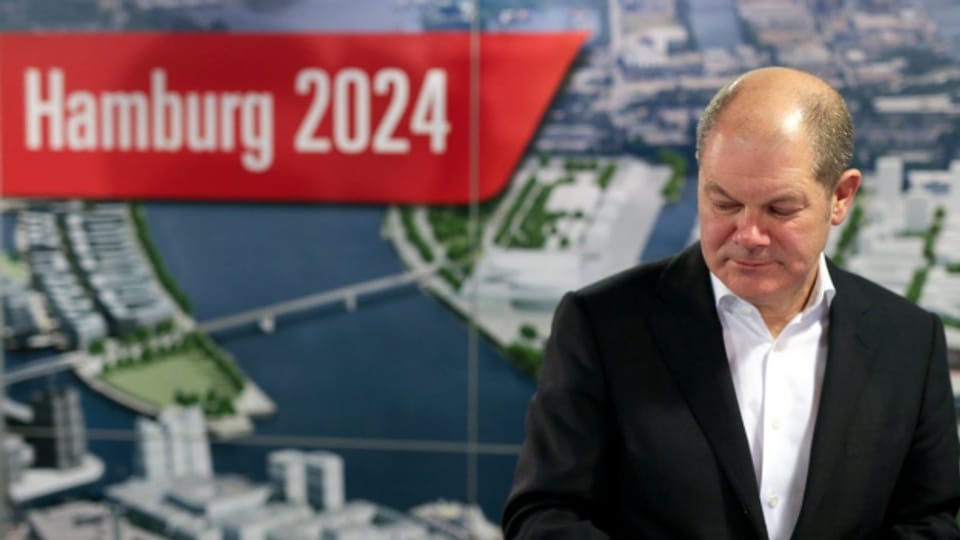 Der Hamburger Bürgermeister Olaf Schulz nach der Abfuhr an der Urne