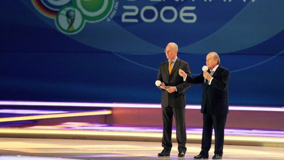 WM-Organisator Franz Beckenbauer und Fifa-Präsident Sepp Blatter an einer Veranstaltung vor der WM 2006.