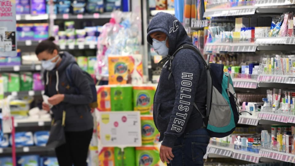 In Österreich sind Schutzmasken im Supermarkt seit heute Pflicht