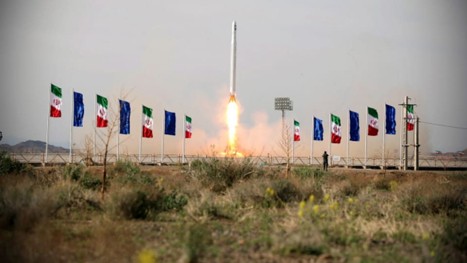 Iran versucht, einen Satelliten ins All zu schiessen und provoziert damit viele Reaktionen.