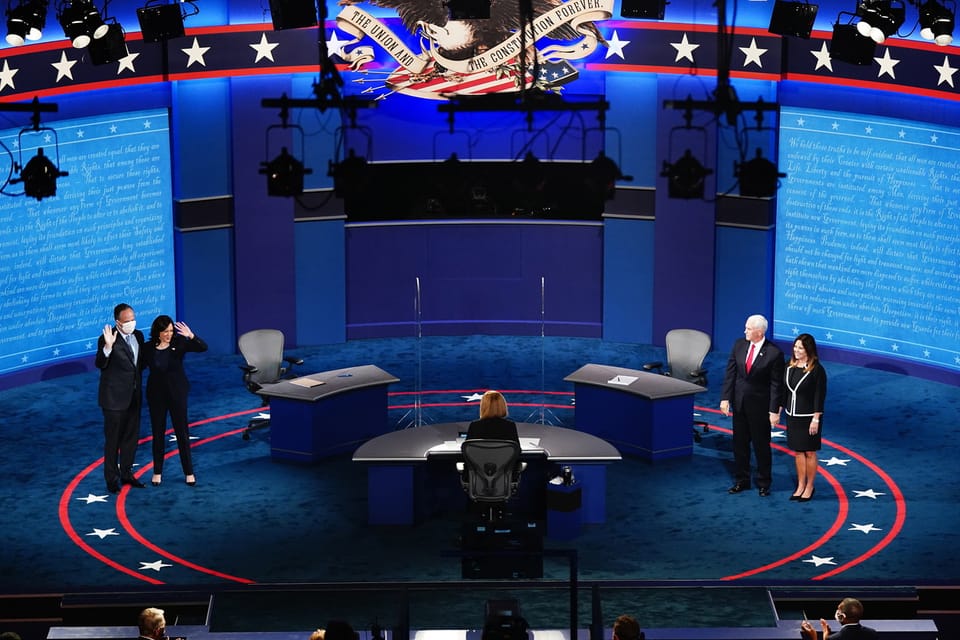 Der amtierende Vizepräsident Mike Pence und Kamala Harris, die an der Seite des Demokraten Joe Biden kandidiert, duellieren sich in ihrer ersten Fernsehdebatte.