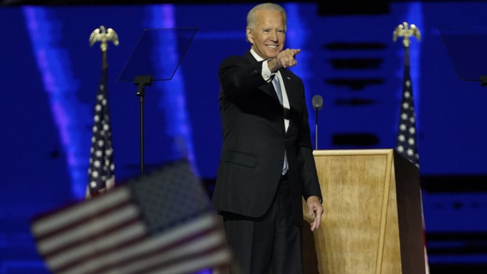 Biden hält seine erste Rede als amerikanischer Präsident in Wilmington, Delaware.
