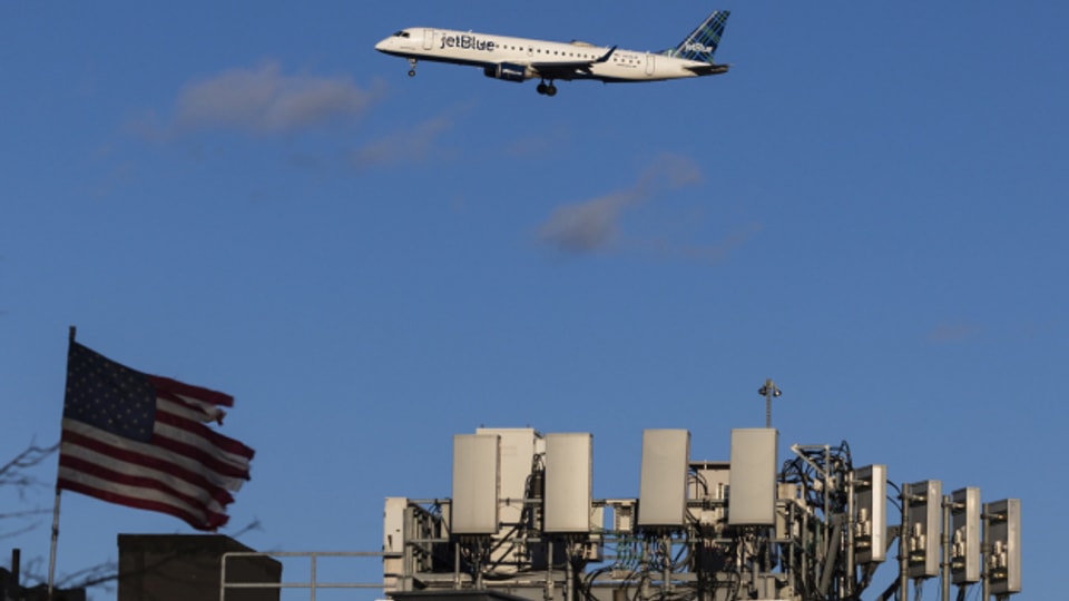 Mehrere internationale Fluggesellschaften hatten wegen Sicherheitsbedenken Flüge gestrichen