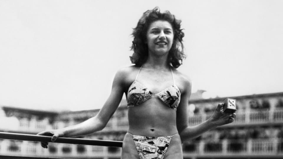 Die Nackttänzerin Micheline Bernardini mit dem Bikini von Louis Réard