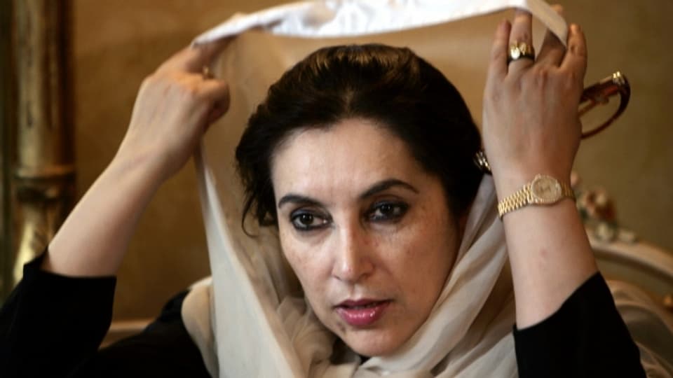Die erste Regierungschefin eines islamischen Landes: Benazir Bhutto.
