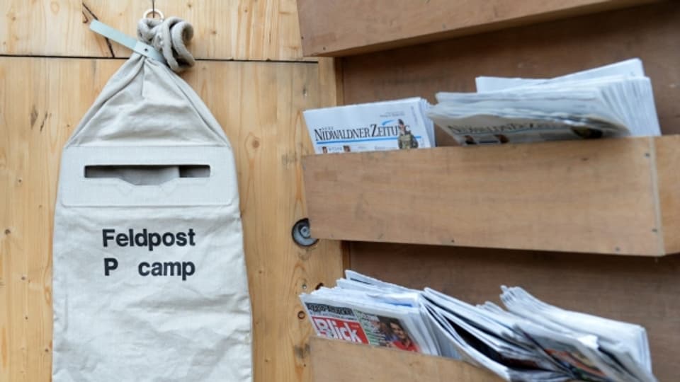 Auch heute noch liefert die Feldpost Zeitungen und "Frässpäckli" an die Rekruten.
