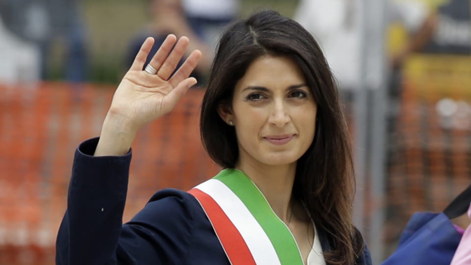 Virginia Raggi nach ihrer Wahl zur Bürgermeisterin von Rom