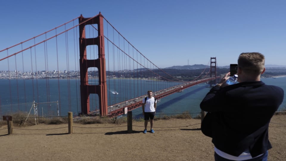 Die Golden Gate Bridge ist ein beliebtes Foto-Motiv