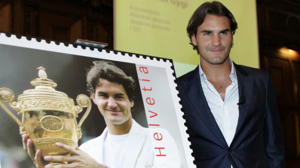 Briefmarke mit Roger Federer und dem Wimbledon-Pokal