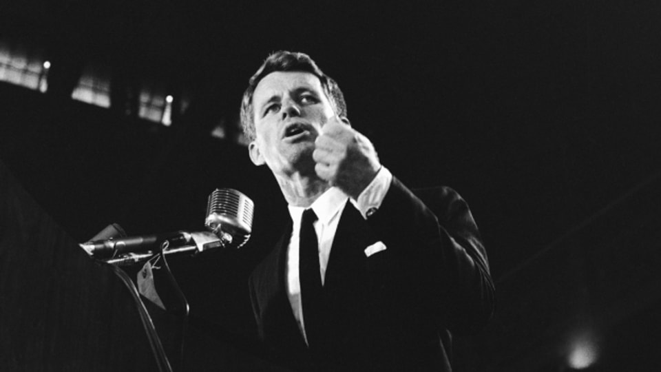 Robert Kennedy bei einer Rede im Jahre 1964.