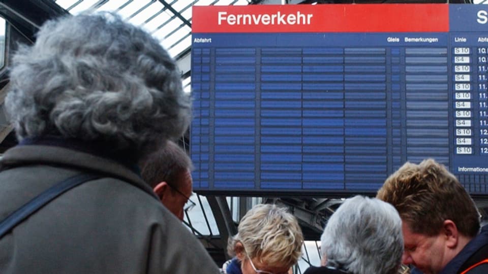 Keine Züge, weder regional noch im Fernverkehr: Am 22. Juni 2005 brauchten die Reisenden in der Schweiz viel Geduld.