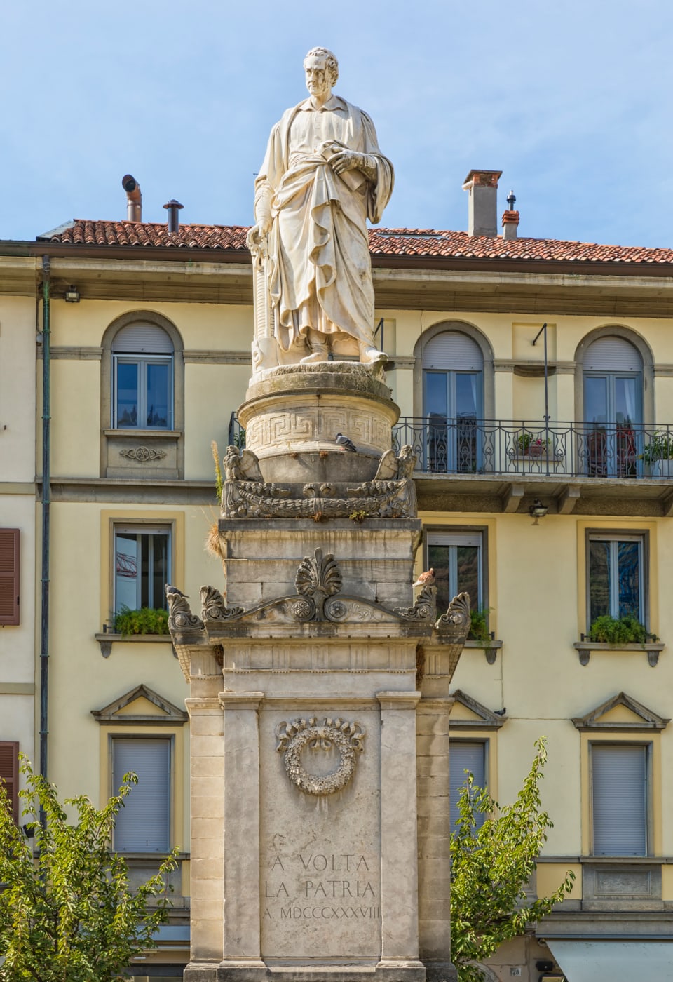 Statue von Alessandro Volta im italienischen Como.