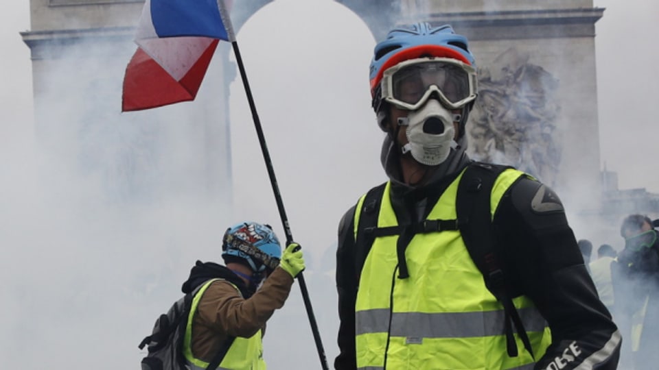 Gelbwesten demonstrierten in ganz Frankreich, auch in Paris