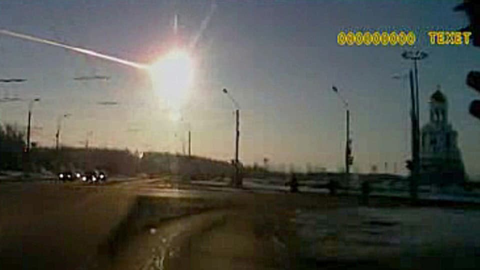Wie ein Feuerball raste der Meteorit über Tscheljabinsk