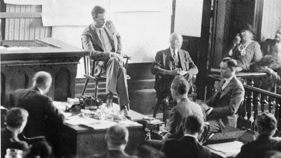 Charles Lindbergh bei der Aussage am Prozess gegen Bruno Hauptmann, ca. 1935
