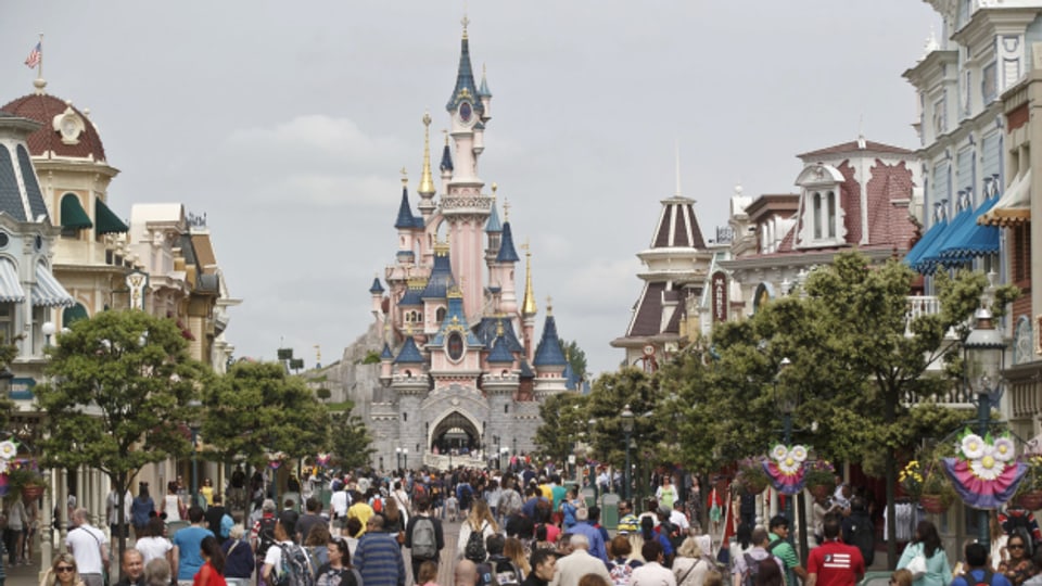 Das Dornröschen-Schloss zählt zu den Attraktionen im Disneyland bei Paris.