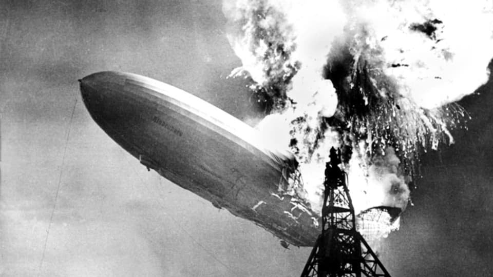 Während des Landemanövers auf dem Flugplatz Lakehurst explodierte mit der Hindenburg der damals grösste Zeppelin der Welt.