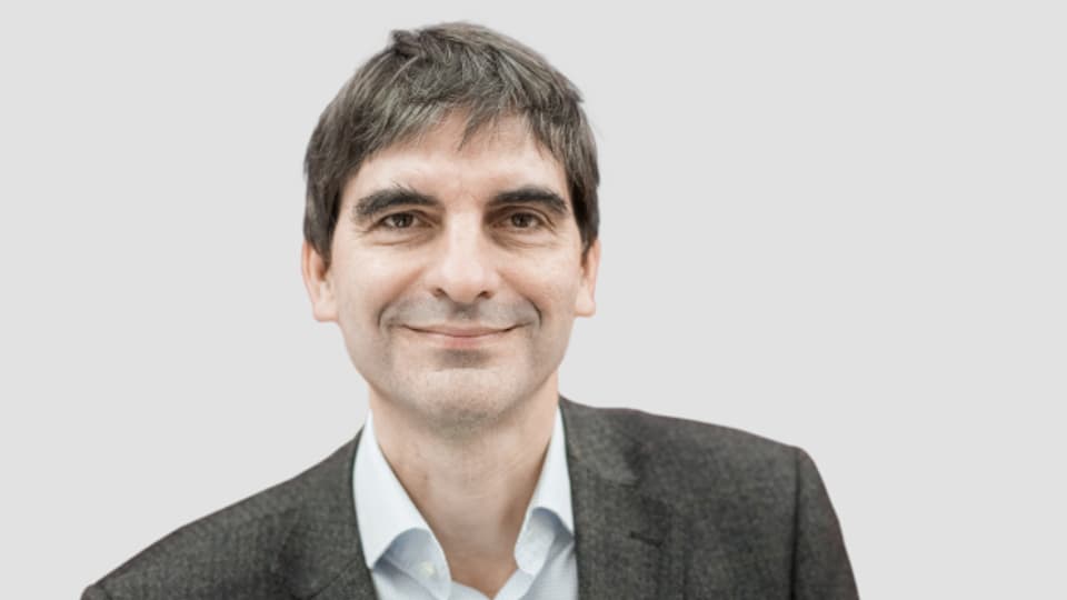 Aymo Brunetti ist ordentlicher Professor für Wirtschaftspolitik und Regionalökonomie am Departement Volkswirtschaftslehre der Universität Bern.