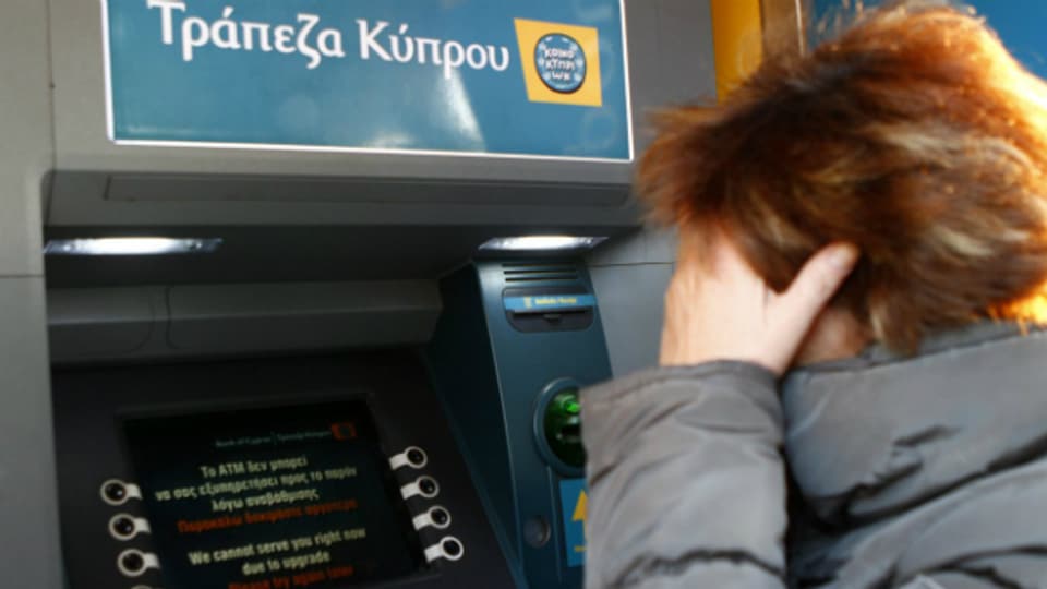 Die Automaten der "Bank of Cyprus" waren gestern zeitweise ausser Betrieb.