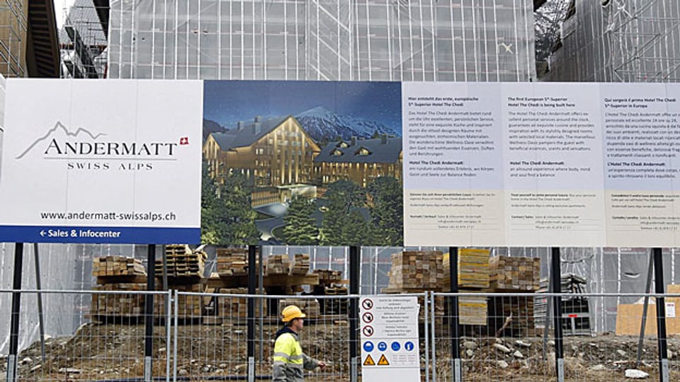 Das im Bau befindliche Hotel Chedi in Andermatt; es ist Teil des Tourismusprojekts «Andermatt Swiss Alps».