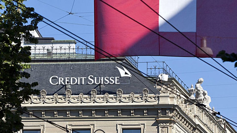 Schweizer Banken machen sanft Druck auf ihre deutschen KundInnen.