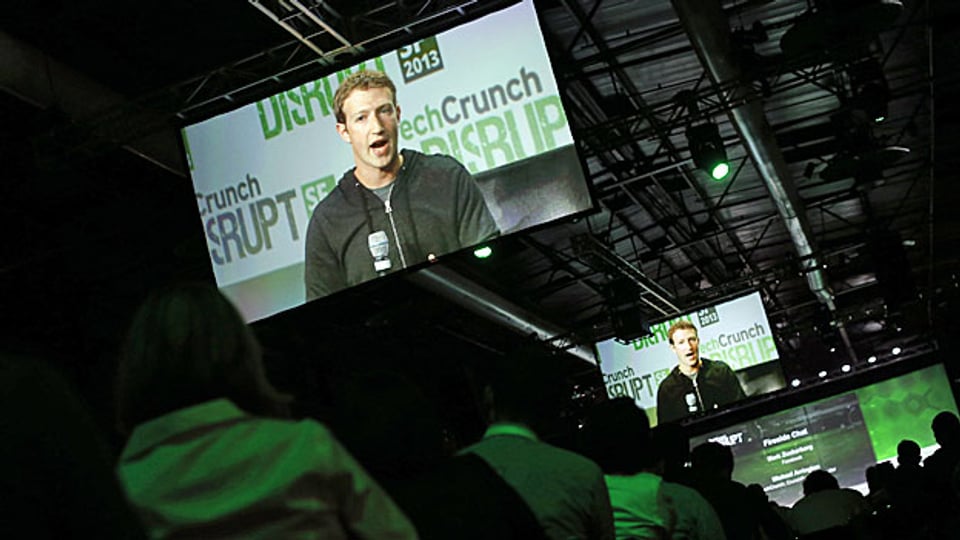 Chat-Session mit Facebook-Chef Zuckerberg - an der Messe «TechCrunch Distrupt 2013» in San Francisco.