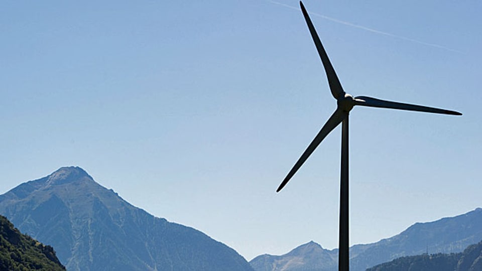 Die Zurich Versicherung investiert vermehrt in Wind- oder Solarkraftwerke.