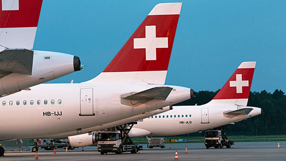 Ein bisschen Luxus - und ein bisschen billig: Die Sowohl-als-auch-Strategie der Fluggesellschaft Swiss.