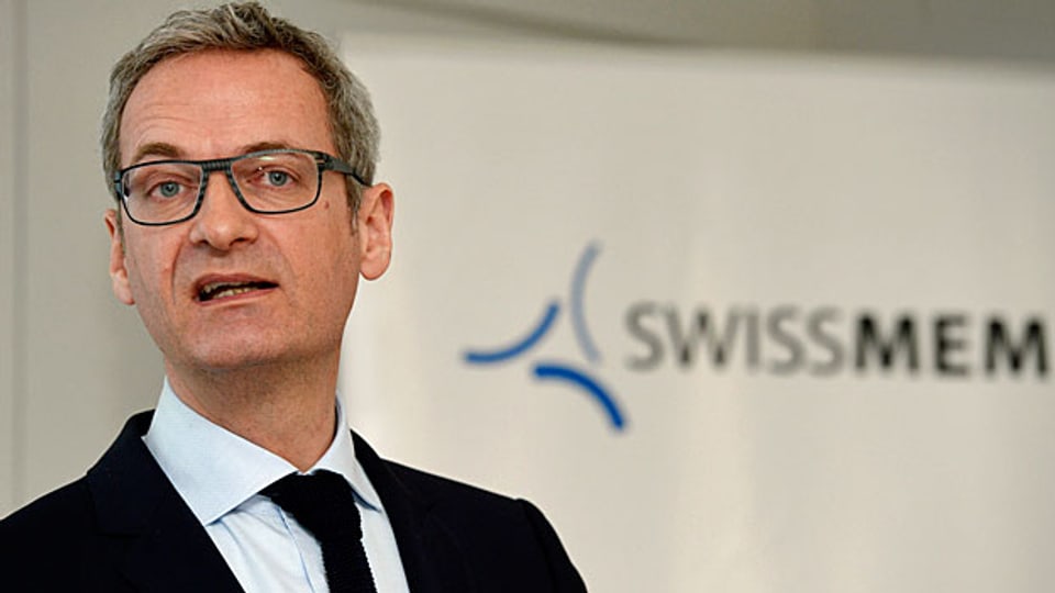 Schweizer Industrieunternehmen sind verunsichert. Nun ruft Swissmem-Direktor Peter Dietrich nach der Politik.