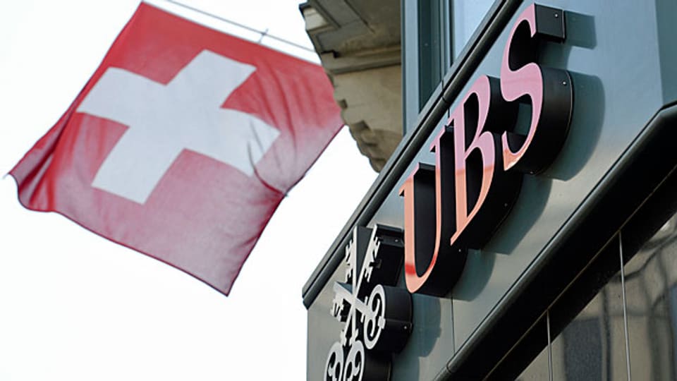 Die UBS schreibt im zweiten Quartal einen Gewinn von 1,2 Milliarden Franken. Das sind 53 Prozent mehr als vor einem Jahr.